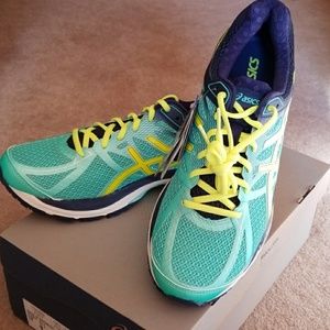 Women's Asics running shoes